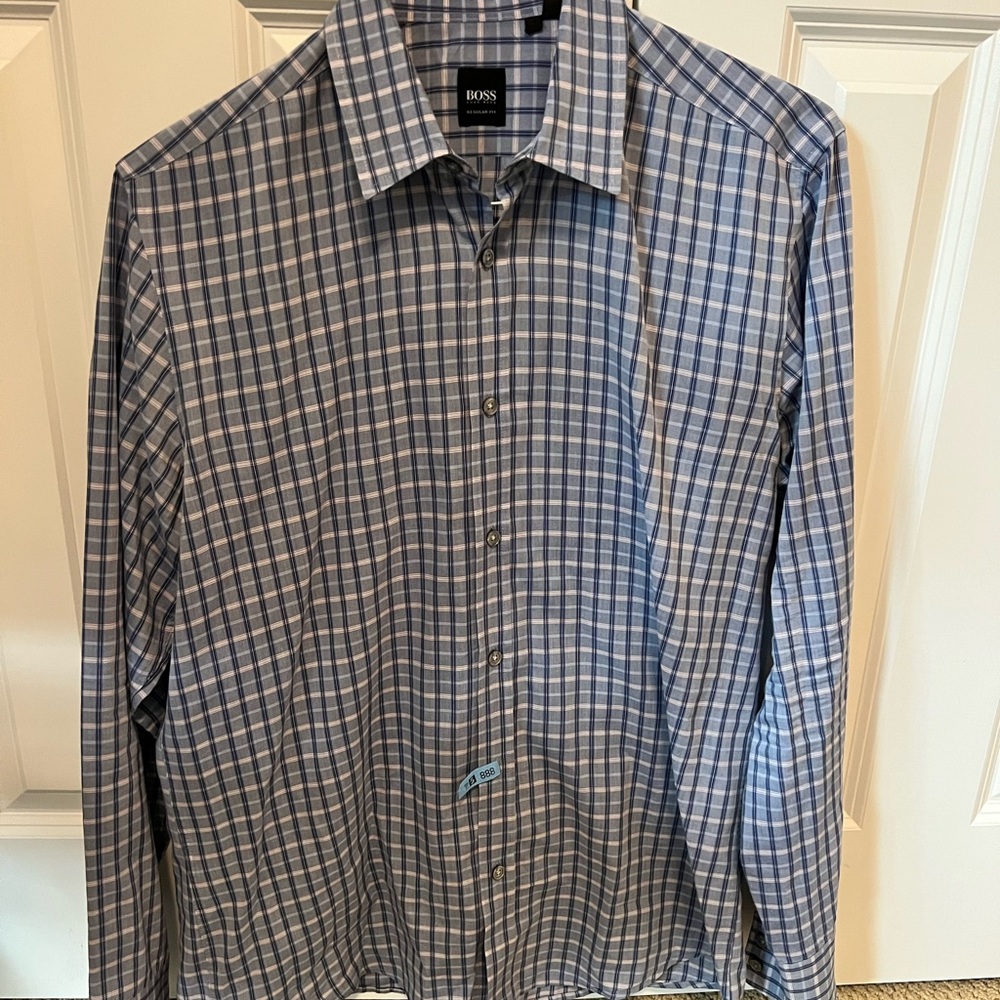 Men’s size large Boss button down